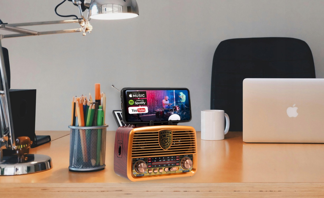  radio z możliwością ładowania